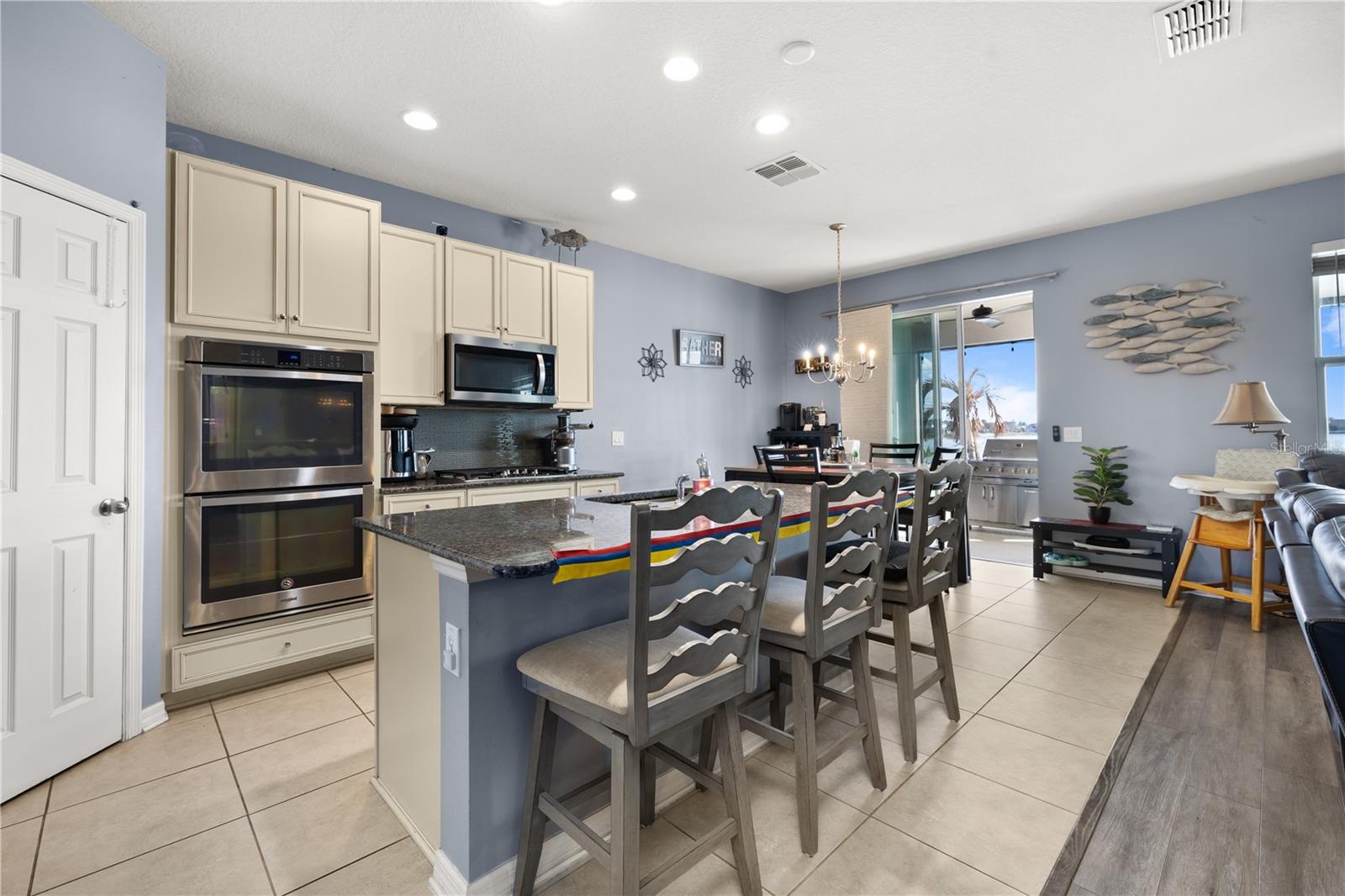 Image 11 of 39 For 395 Blue Cypress Drive