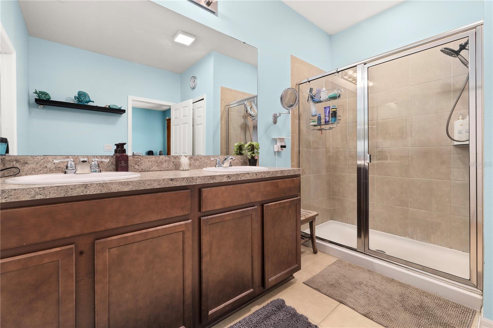 Image 22 of 39 For 395 Blue Cypress Drive