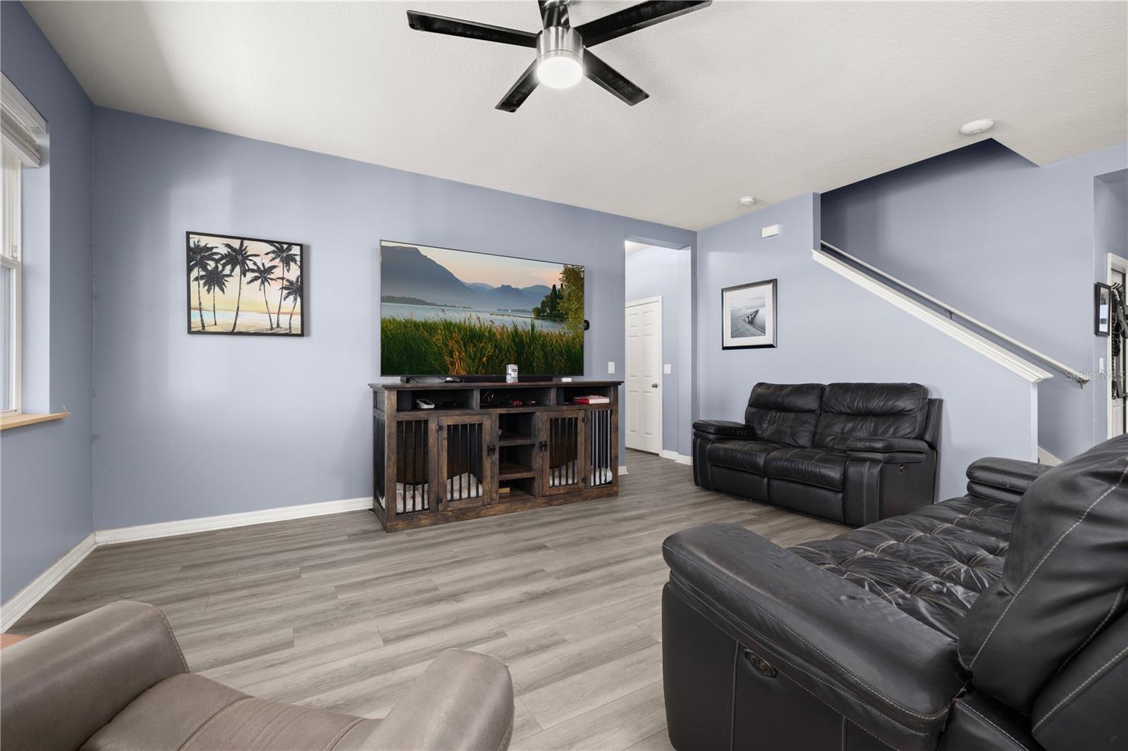 Image 8 of 39 For 395 Blue Cypress Drive