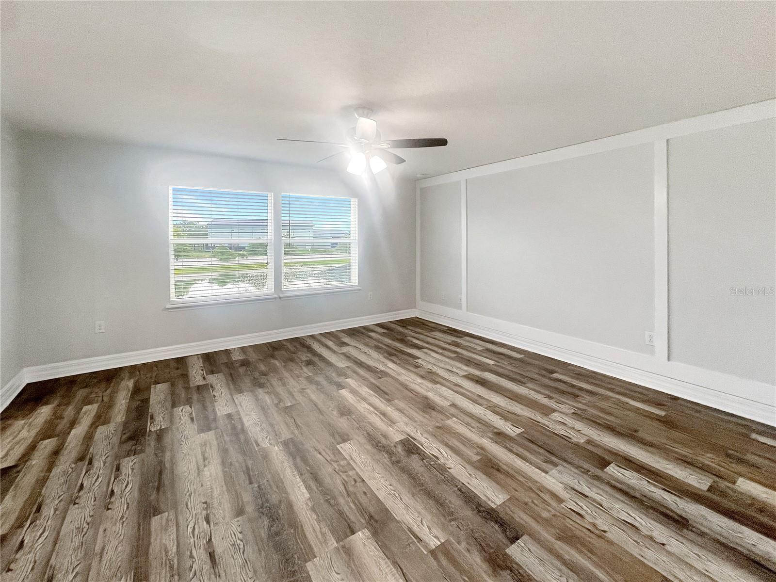 Image 14 of 41 For 2438 Chateau Loop