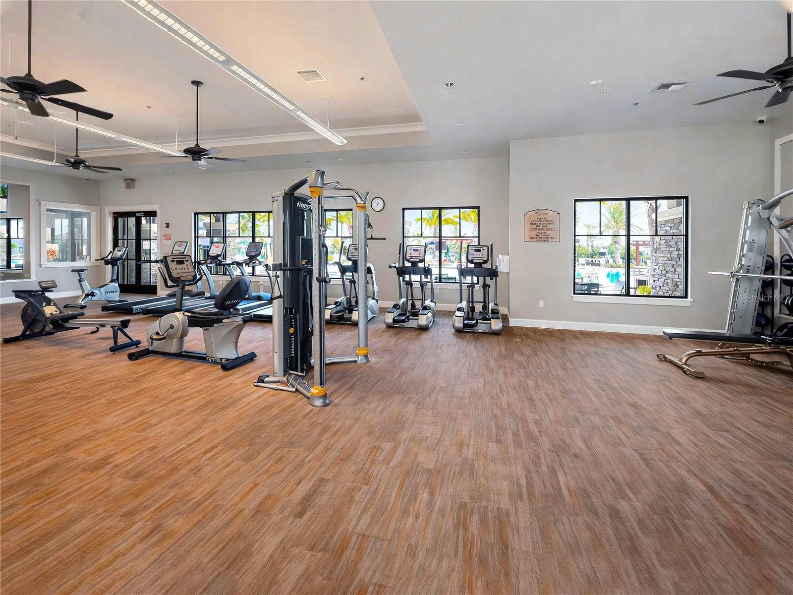 Image 38 of 41 For 2438 Chateau Loop