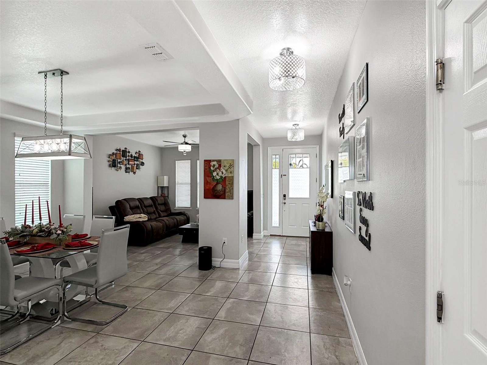 Image 4 of 41 For 2438 Chateau Loop