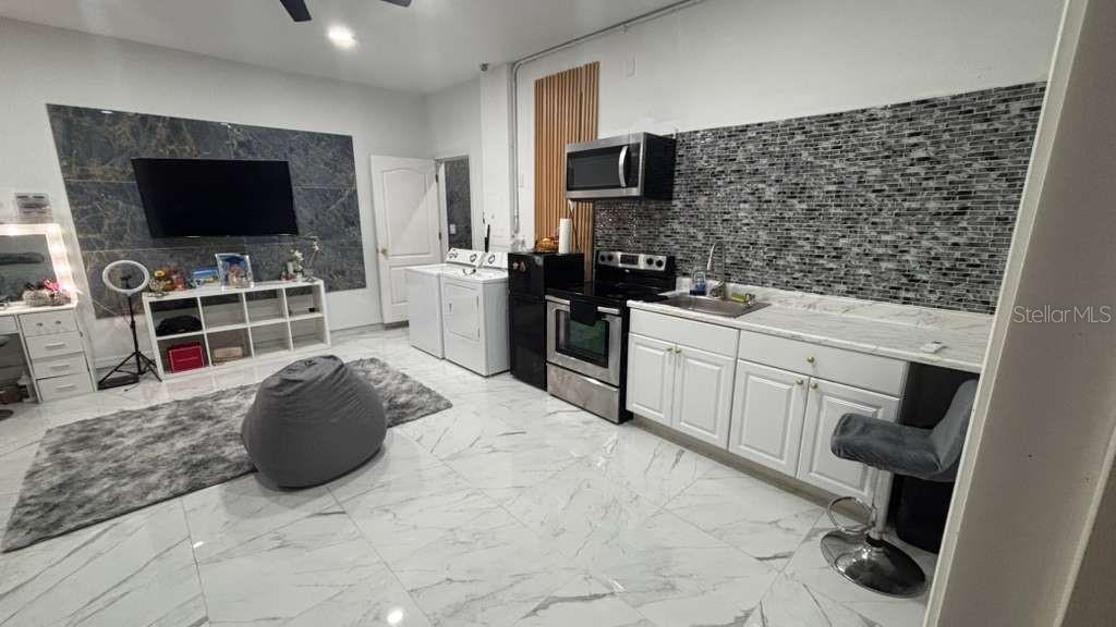 Image 2 of 4 For 2800 Via Largo Court Rear