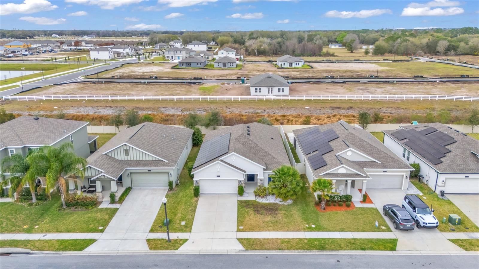 Image 31 of 37 For 1711 Chatsworth Circle