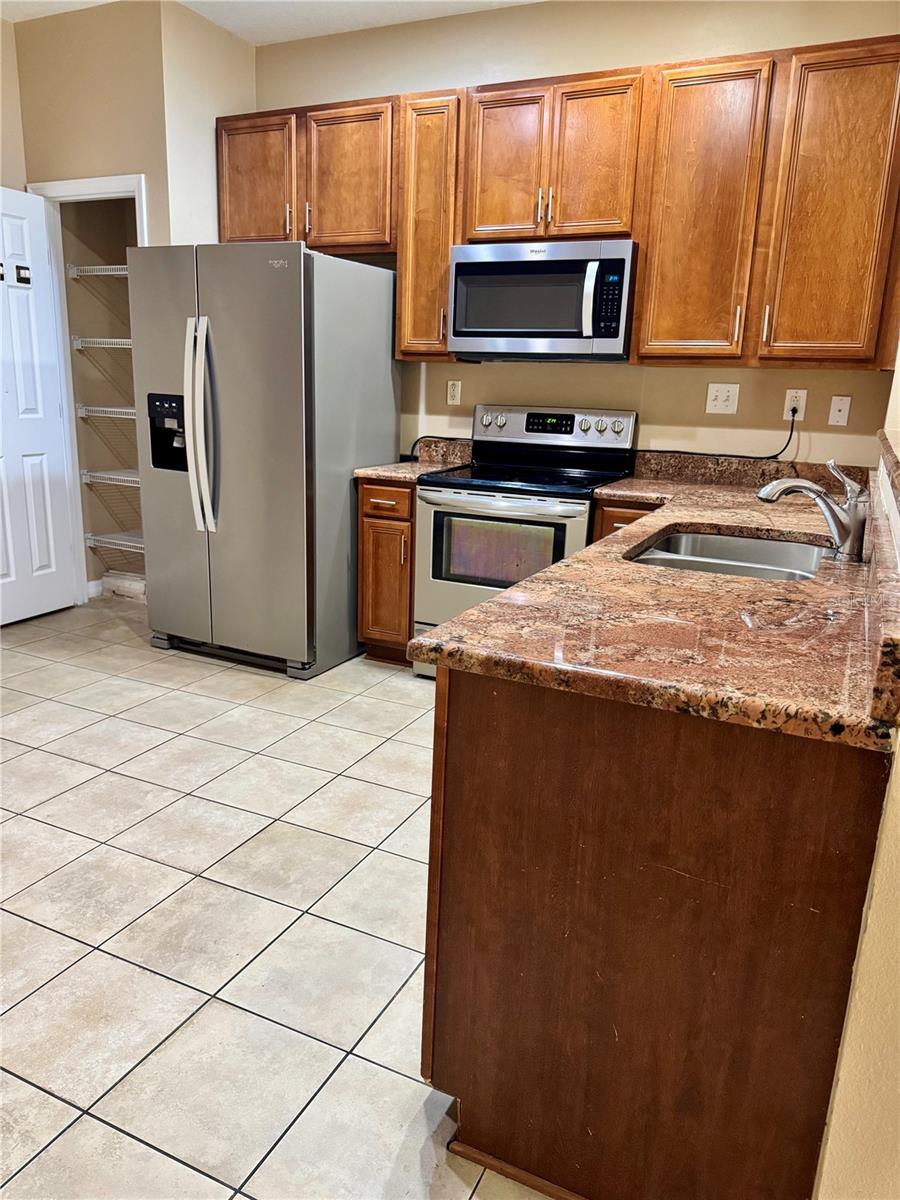 Image 3 of 14 For 2680 Mayaguana Street