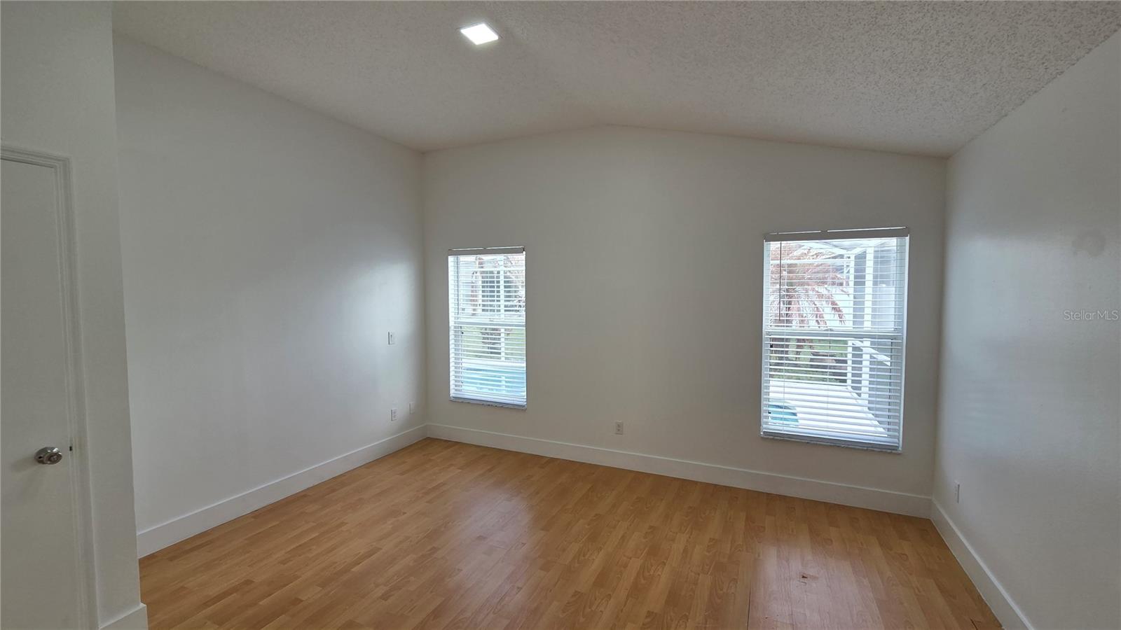 Image 7 of 22 For 2613 Brookshire Court