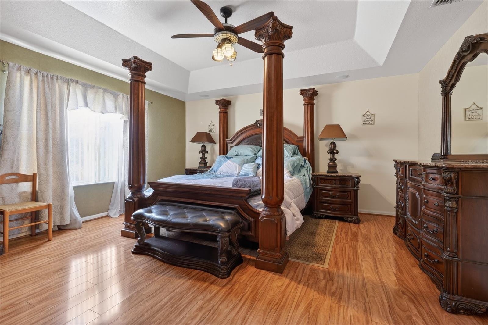 Image 16 of 38 For 2418 Huron Circle