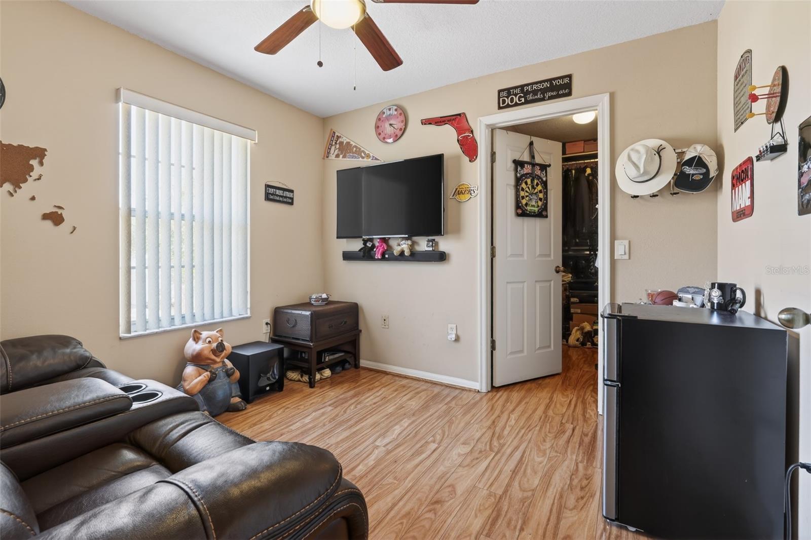 Image 27 of 38 For 2418 Huron Circle