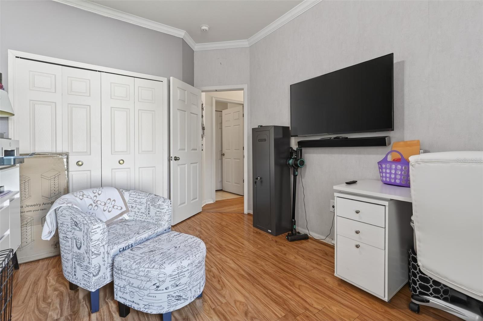 Image 31 of 38 For 2418 Huron Circle