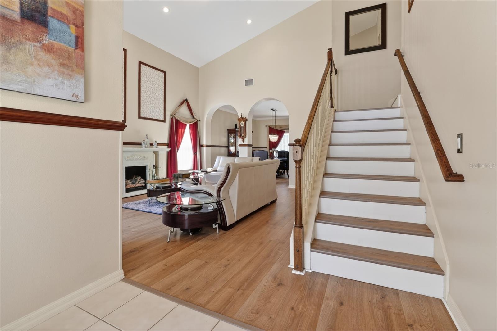 Image 6 of 38 For 2418 Huron Circle