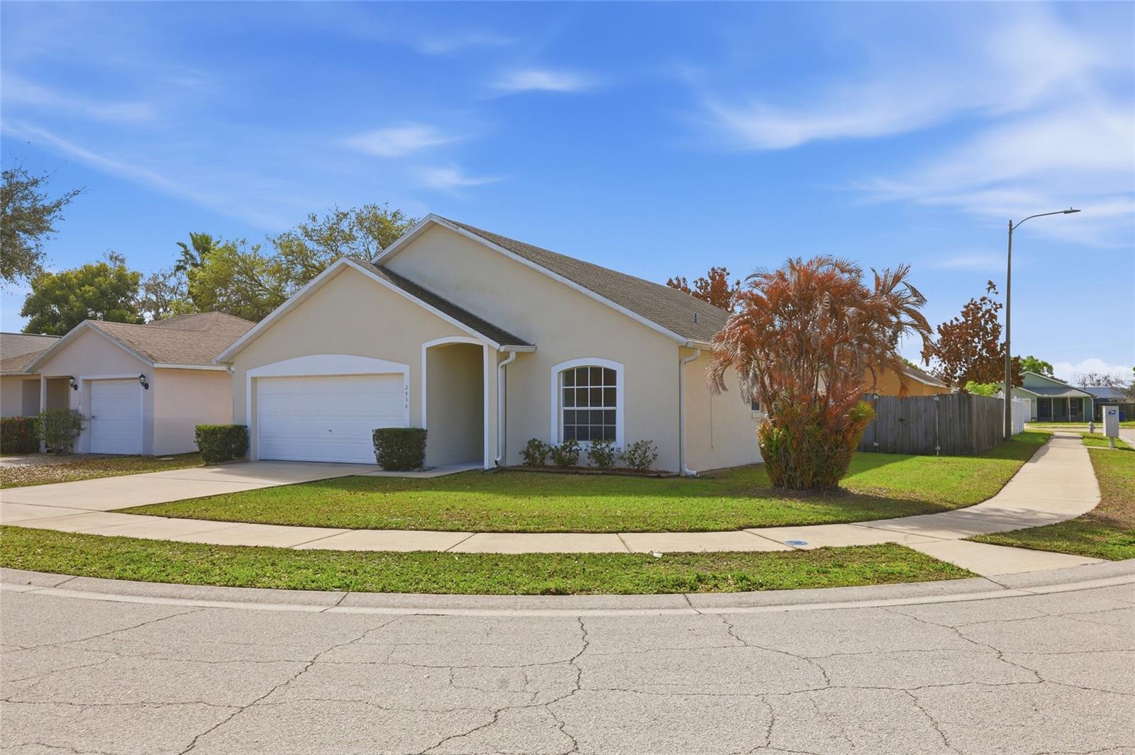 Image 3 of 38 For 2936 Summer Winds Circle