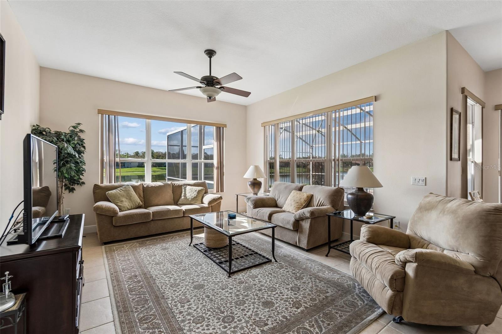 Image 12 of 63 For 813 Glendora Road