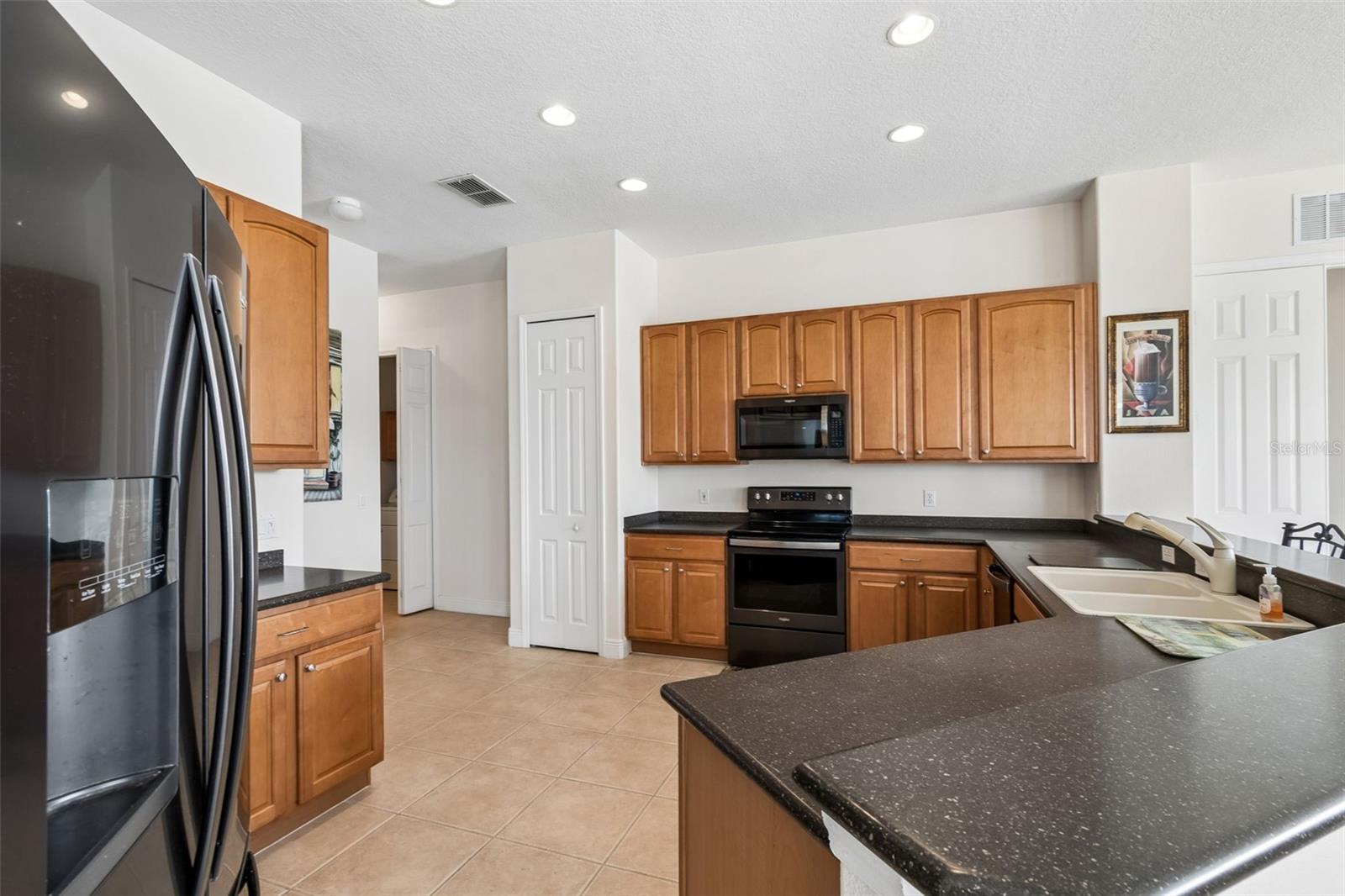 Image 18 of 63 For 813 Glendora Road