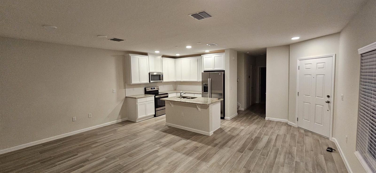 Image 3 of 15 For 2878 Narcoossee Commons Way