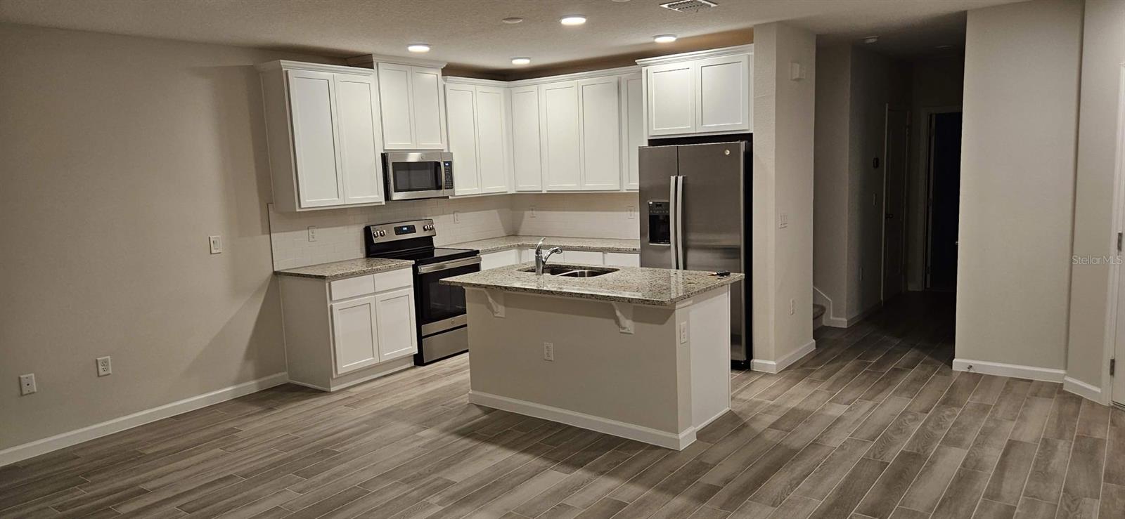 Image 8 of 15 For 2878 Narcoossee Commons Way