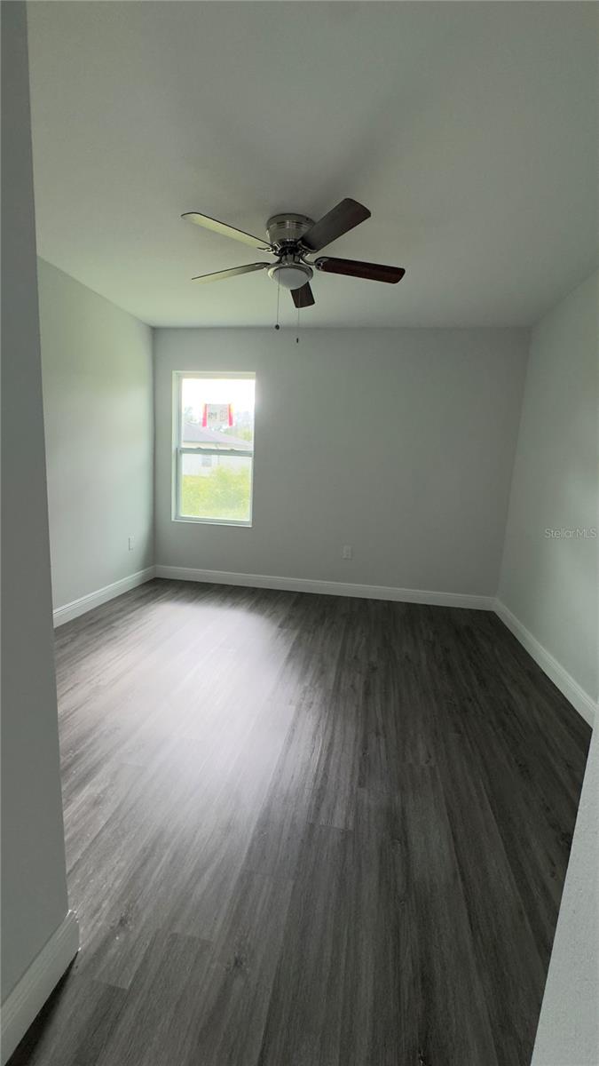 Image 24 of 57 For 2217 Fraser Street