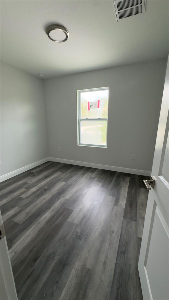 Image 41 of 57 For 2217 Fraser Street