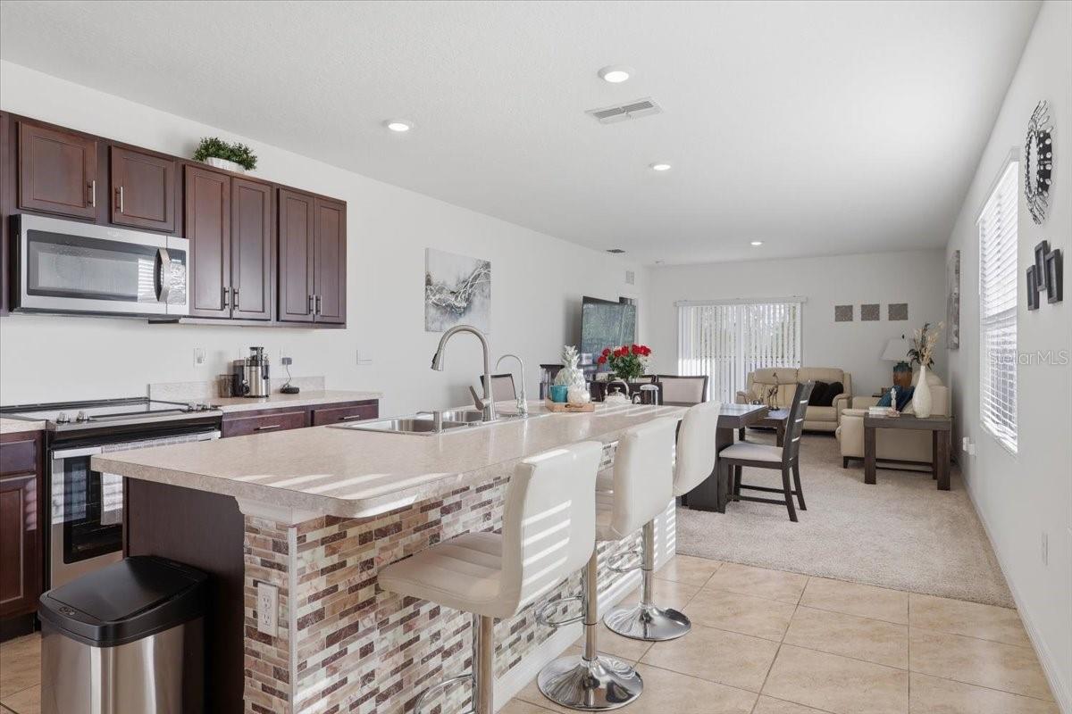 Image 11 of 55 For 812 Brooklet Drive