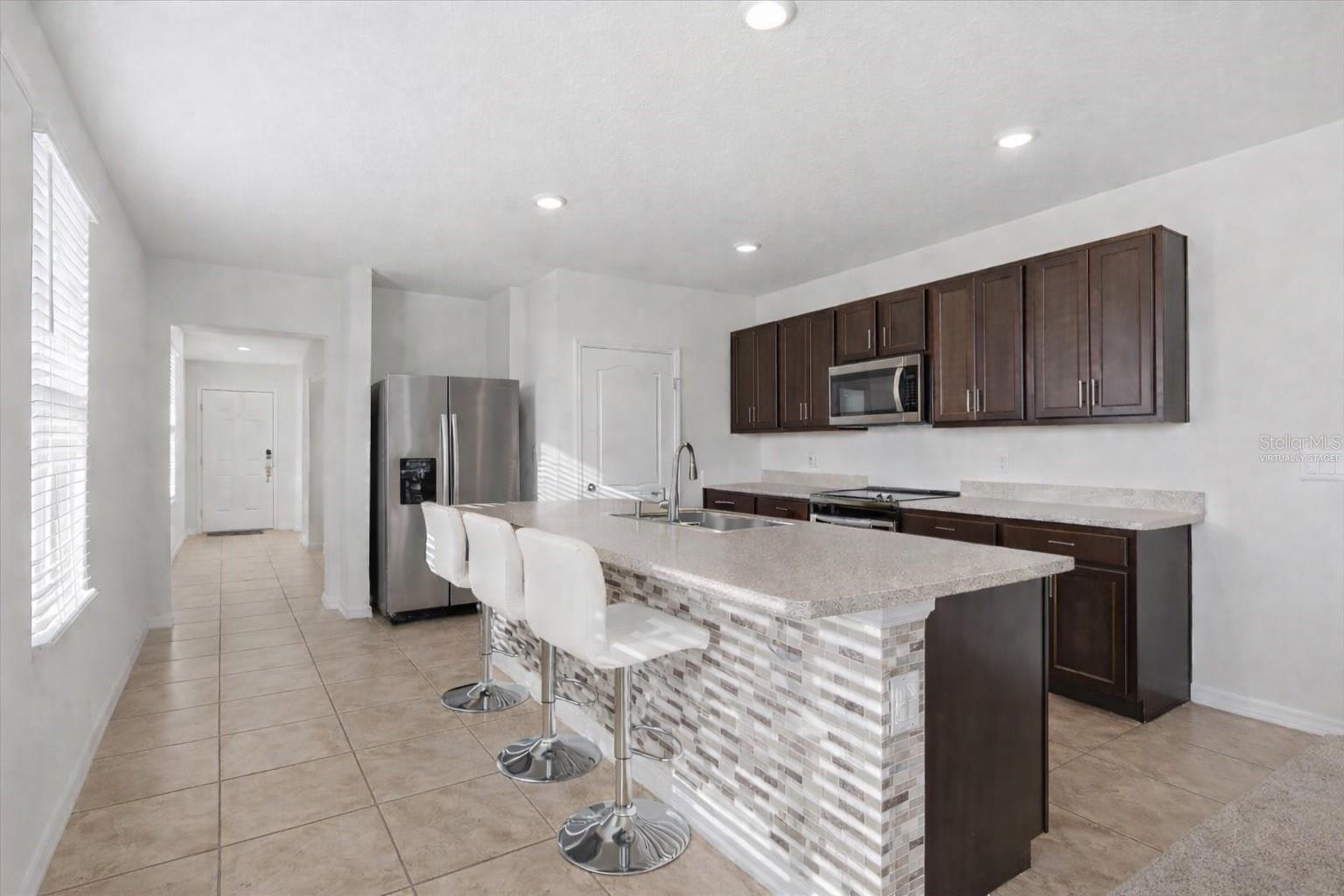 Image 15 of 55 For 812 Brooklet Drive