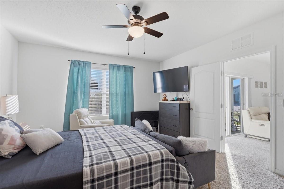 Image 24 of 55 For 812 Brooklet Drive