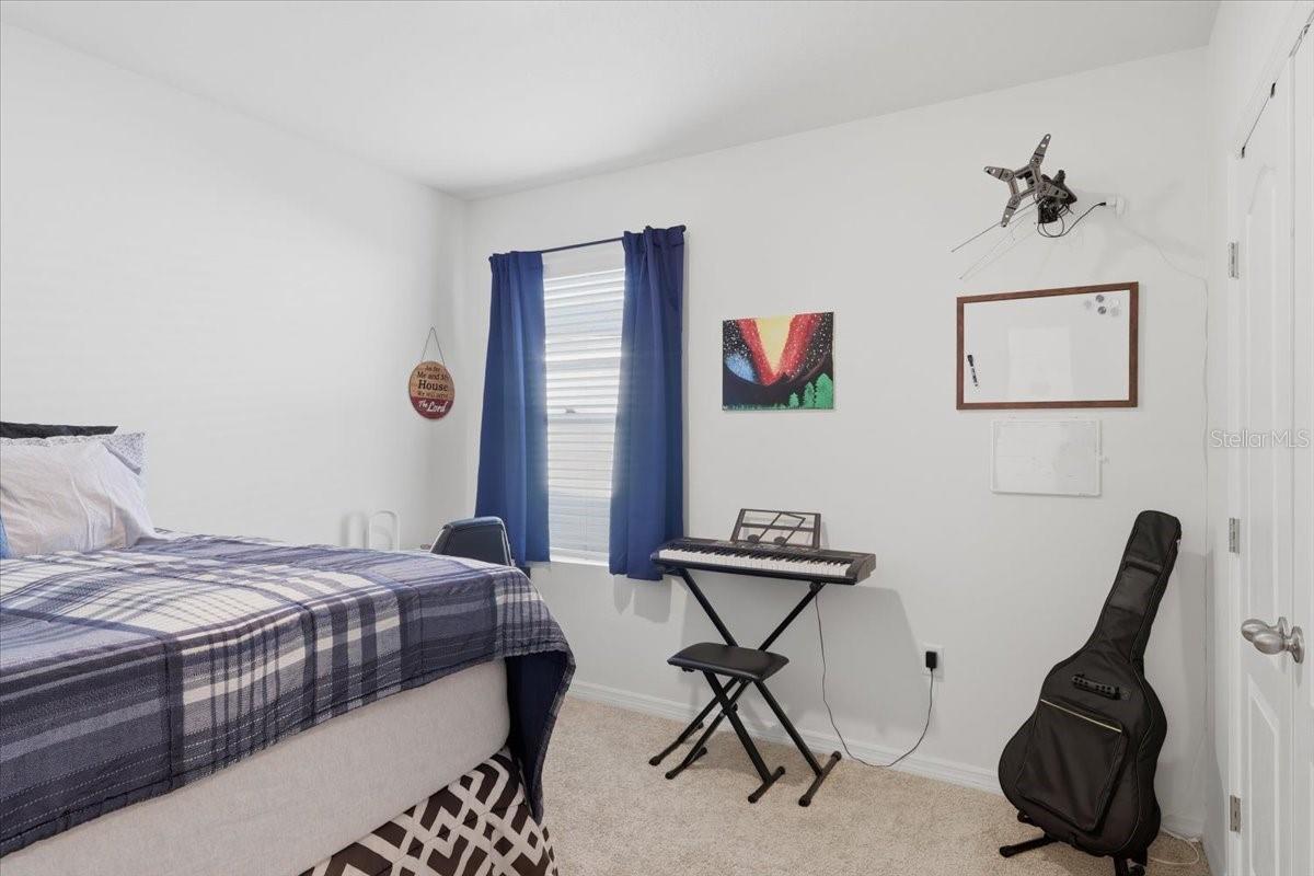 Image 33 of 55 For 812 Brooklet Drive