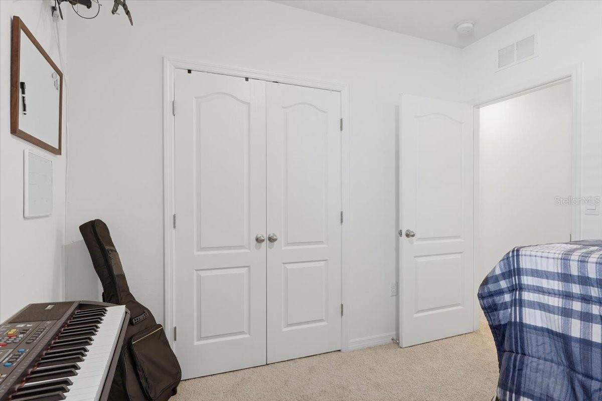 Image 34 of 55 For 812 Brooklet Drive