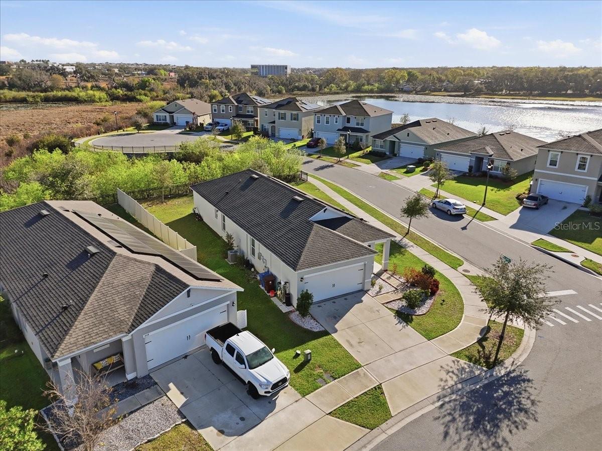 Image 43 of 55 For 812 Brooklet Drive