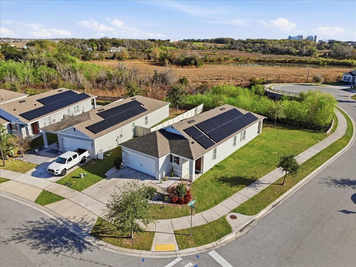 Image 5 of 55 For 812 Brooklet Drive