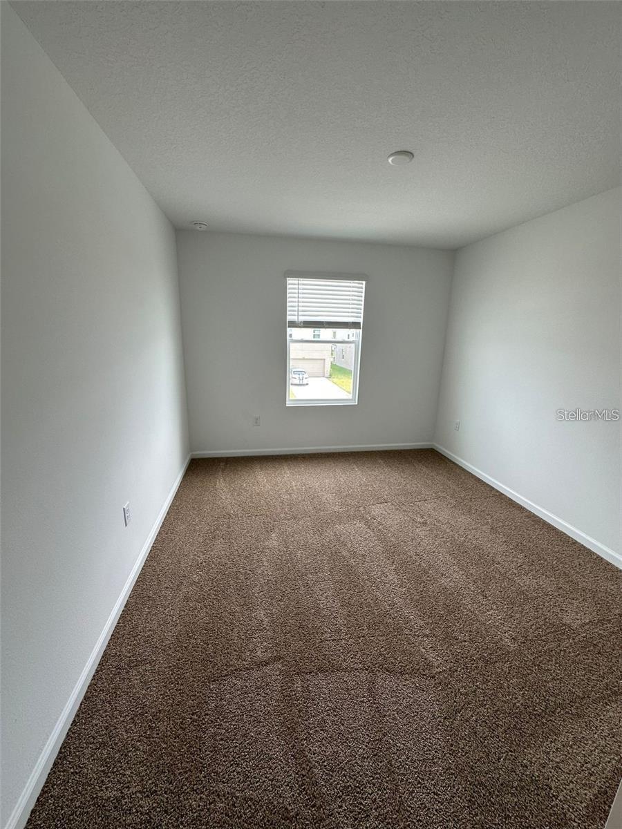 Image 15 of 17 For 11939 Sunsail Avenue