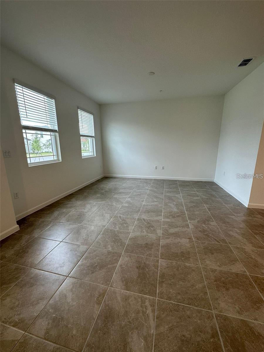 Image 5 of 17 For 11939 Sunsail Avenue