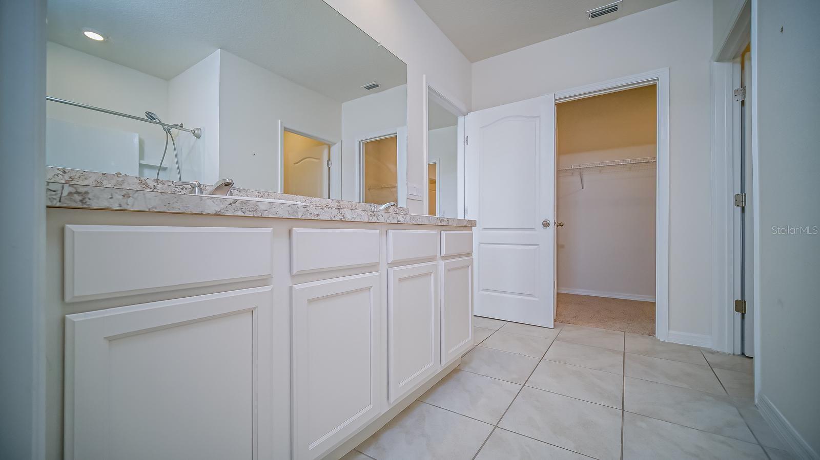 Image 14 of 22 For 326 Meadowbrook Boulevard