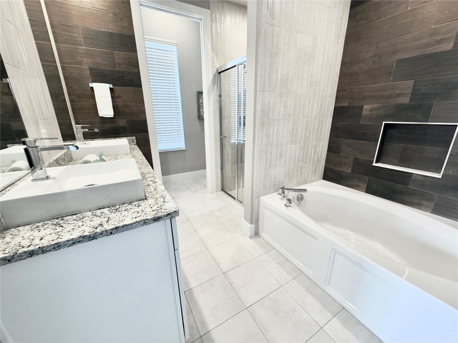 Image 26 of 52 For 7569 Sunny Dreams Lane