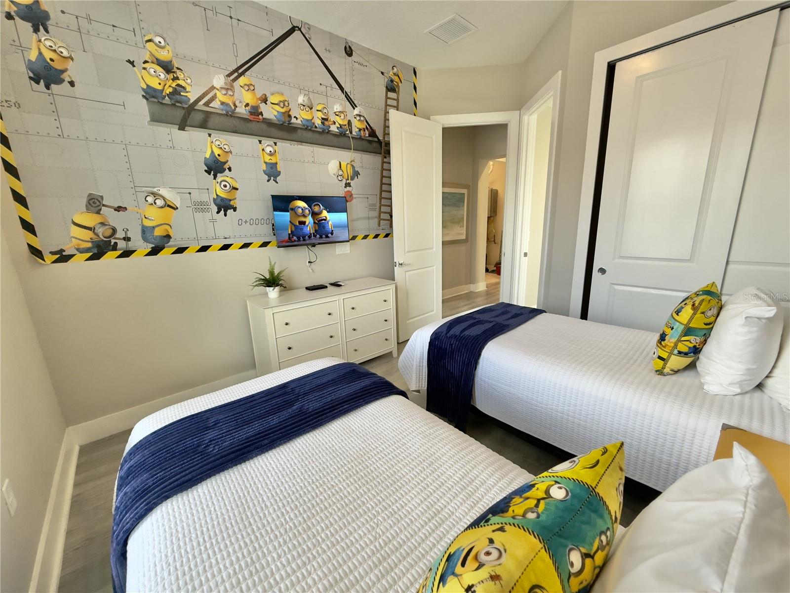 Image 6 of 52 For 7569 Sunny Dreams Lane