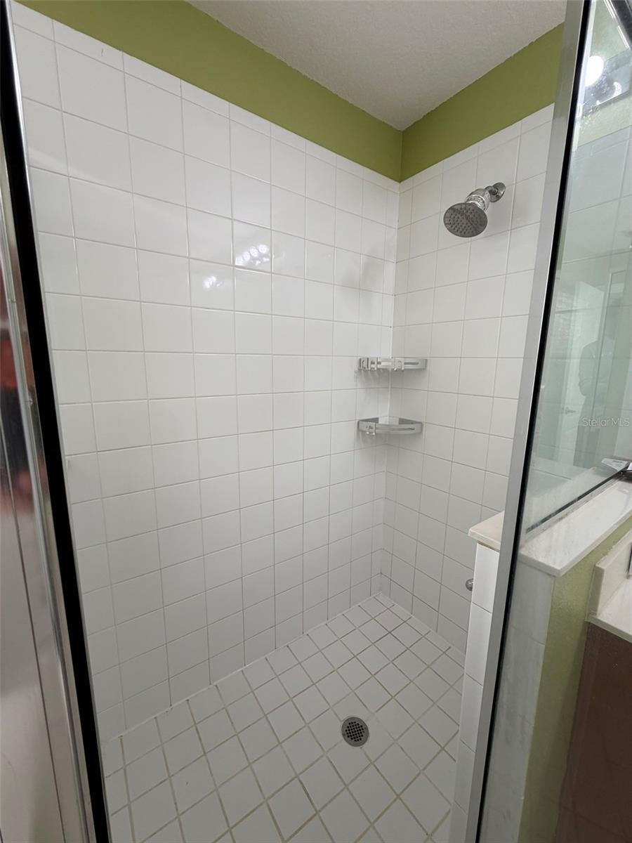 Image 17 of 34 For 10922 Savannah Landing Circle