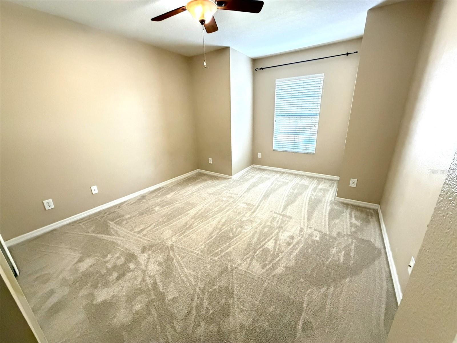 Image 21 of 34 For 10922 Savannah Landing Circle