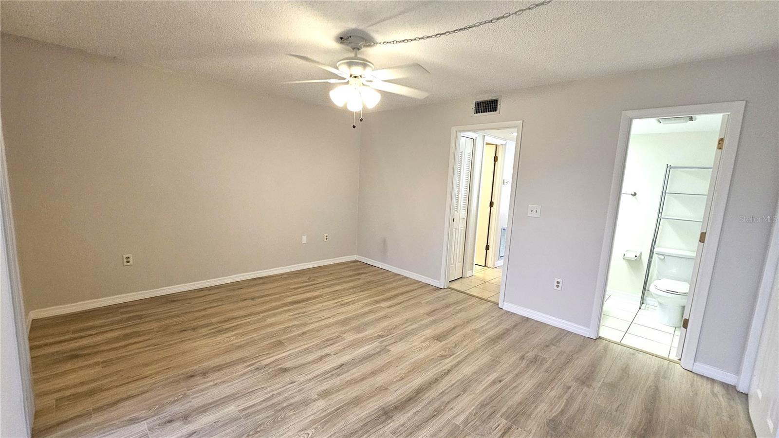 Image 28 of 36 For 8 Quails Run Boulevard 3