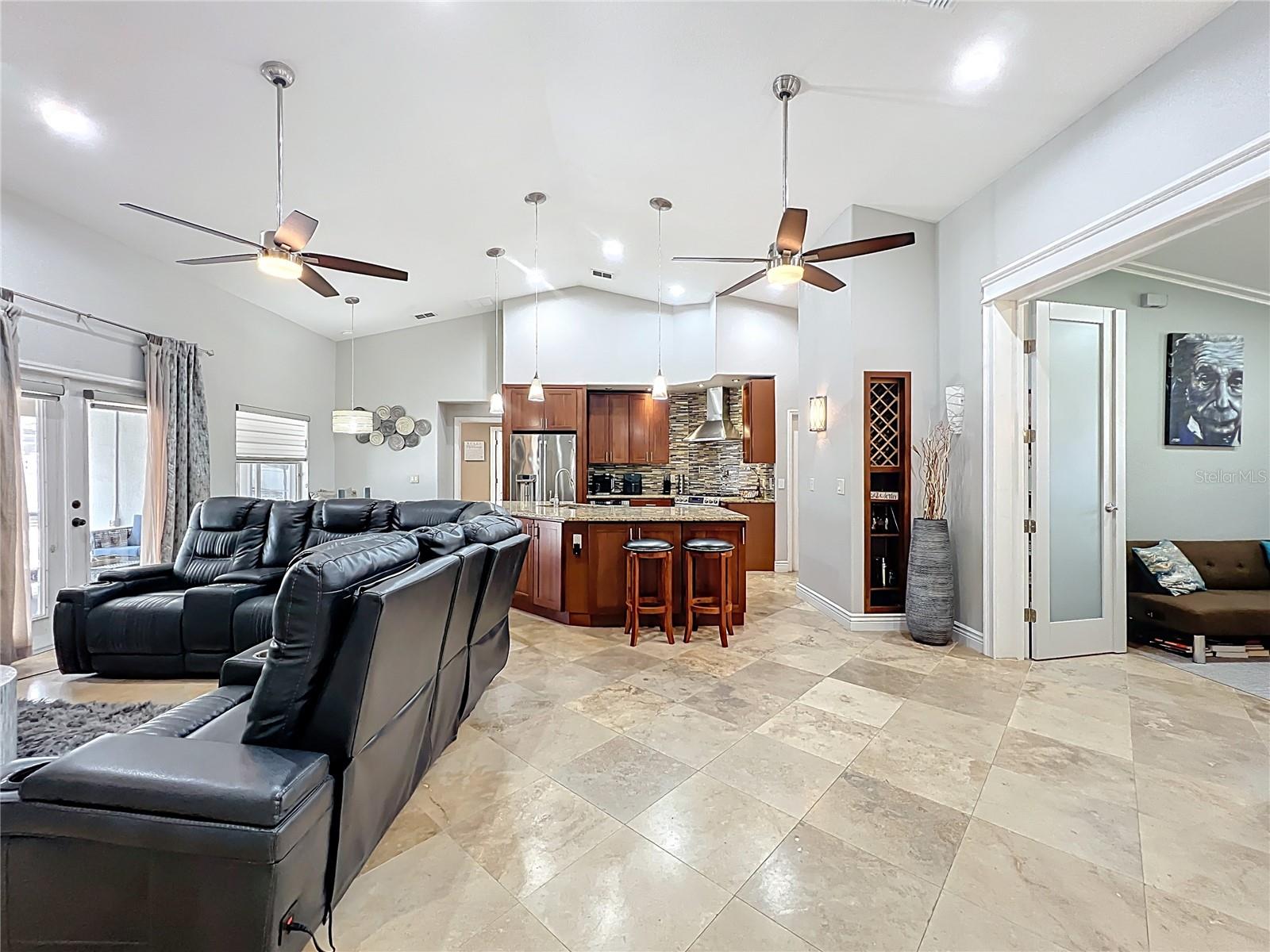 Image 26 of 77 For 723 Sunburst Cove Lane