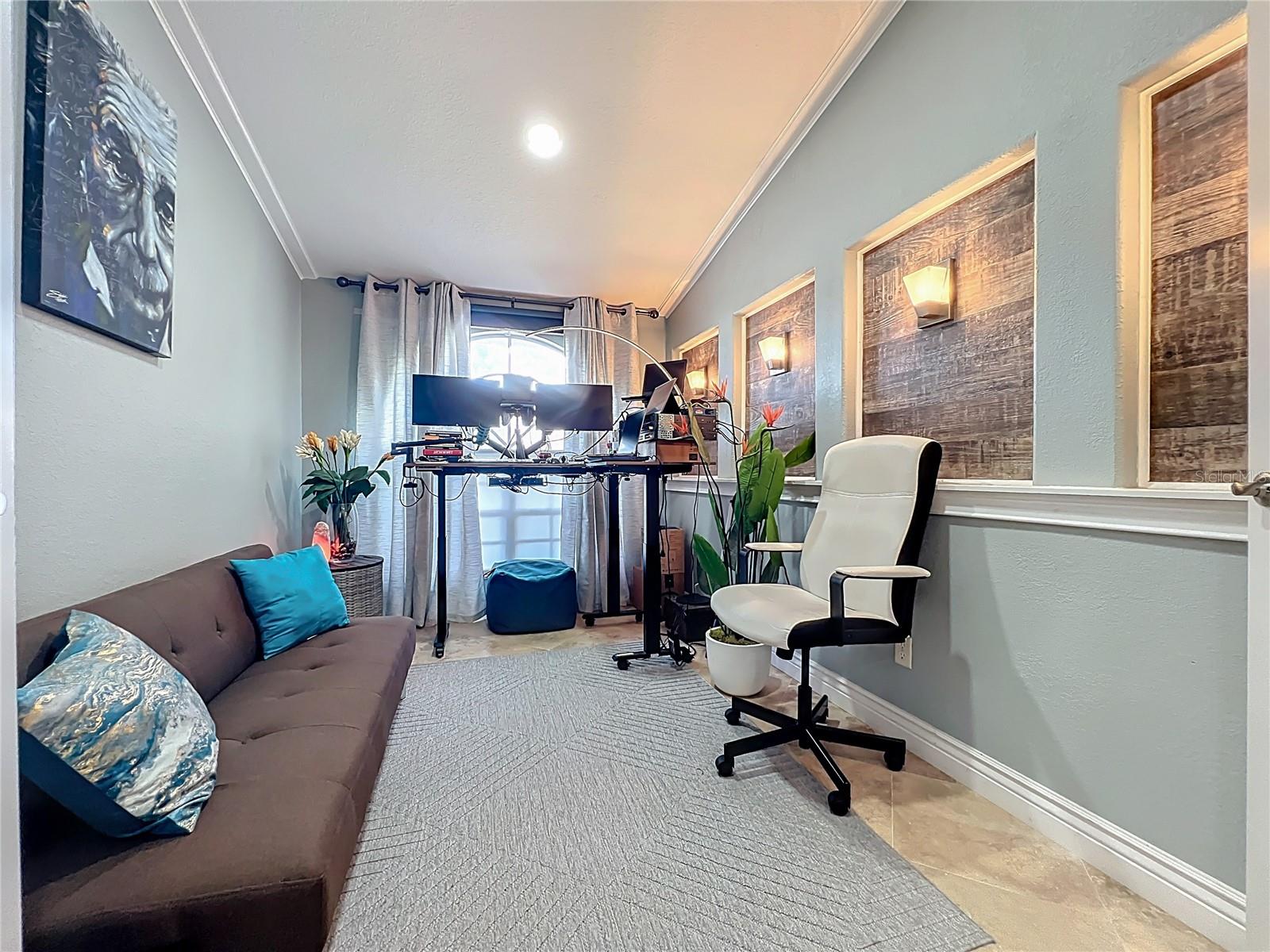 Image 28 of 77 For 723 Sunburst Cove Lane