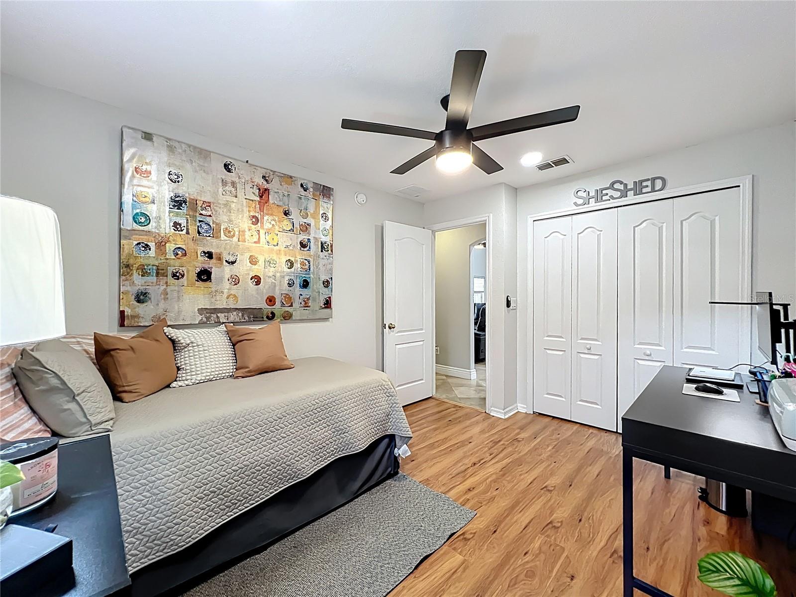 Image 35 of 77 For 723 Sunburst Cove Lane