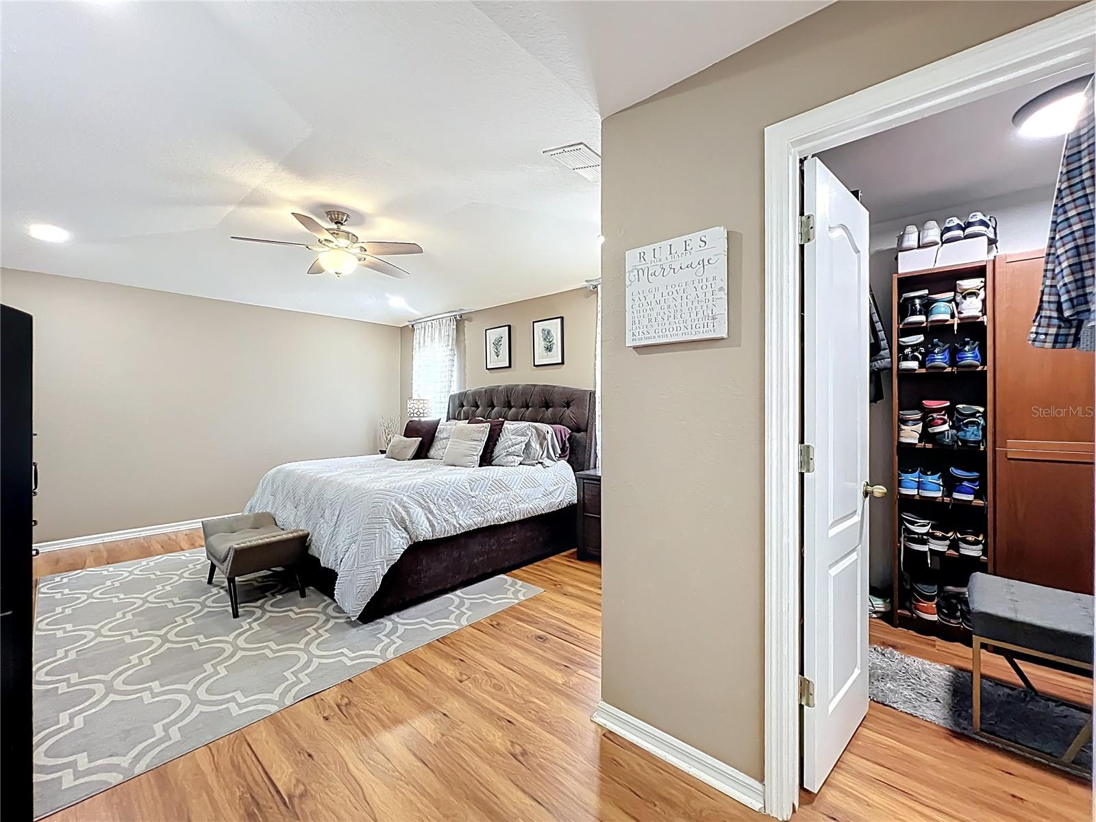 Image 44 of 77 For 723 Sunburst Cove Lane