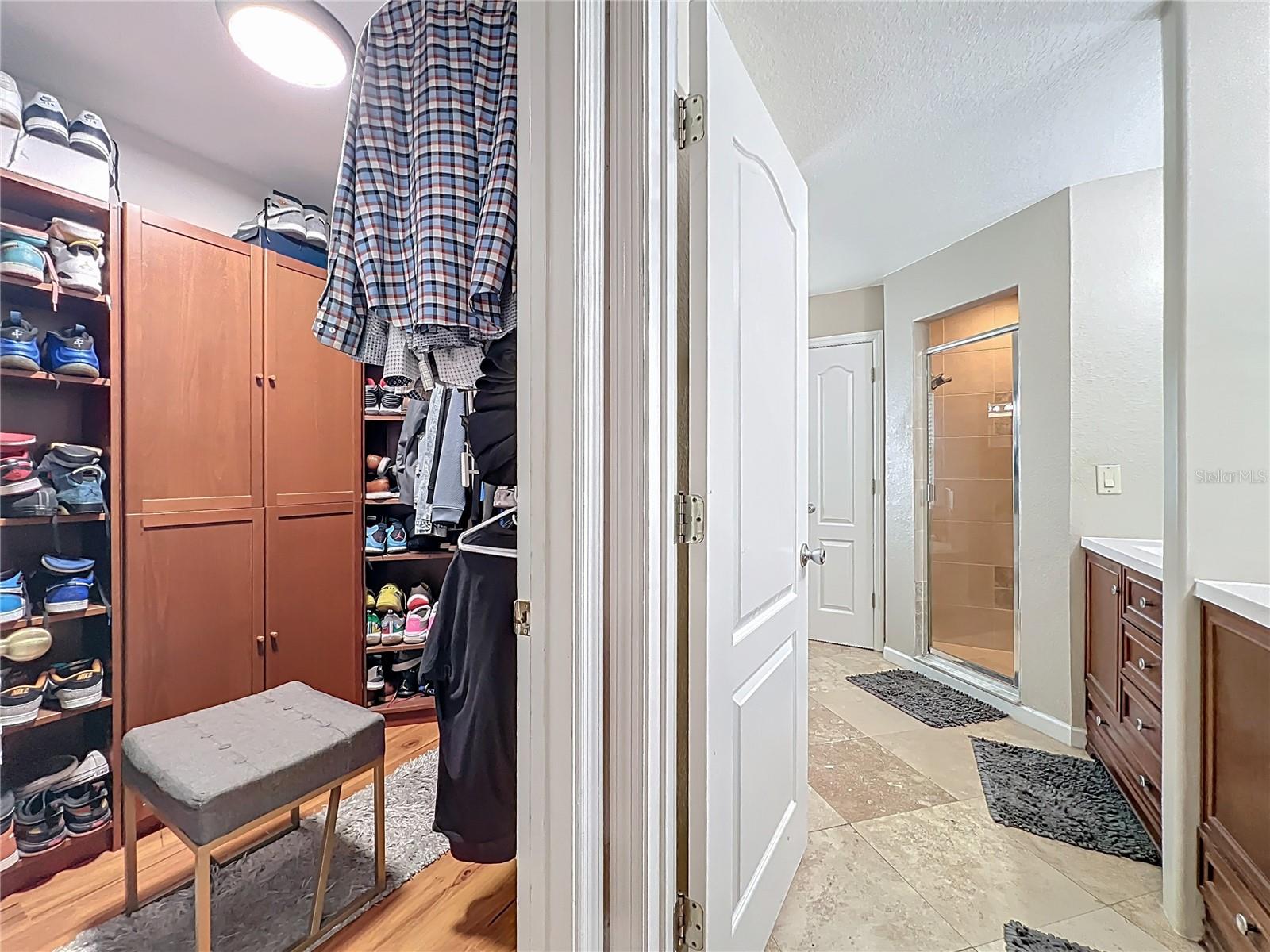 Image 45 of 77 For 723 Sunburst Cove Lane