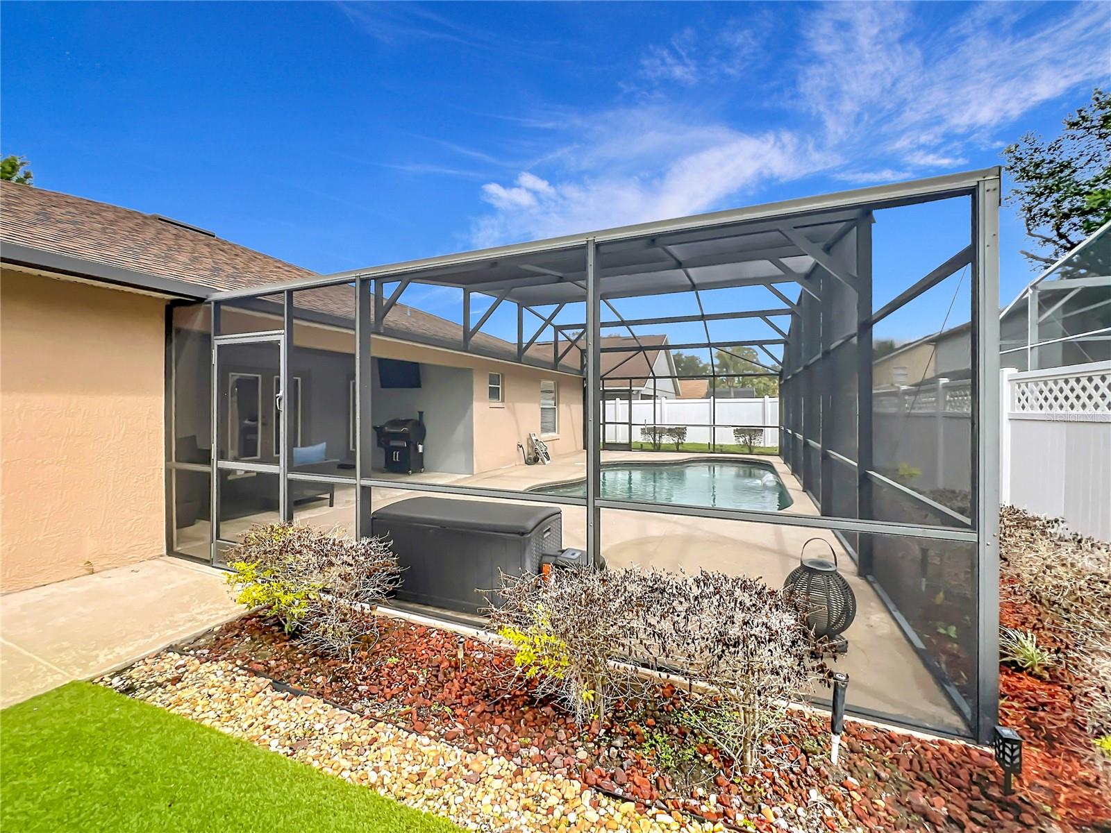 Image 60 of 77 For 723 Sunburst Cove Lane