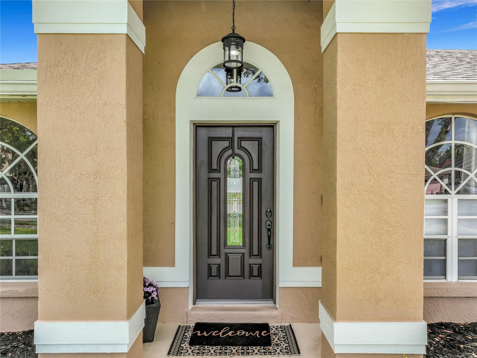 Image 7 of 77 For 723 Sunburst Cove Lane