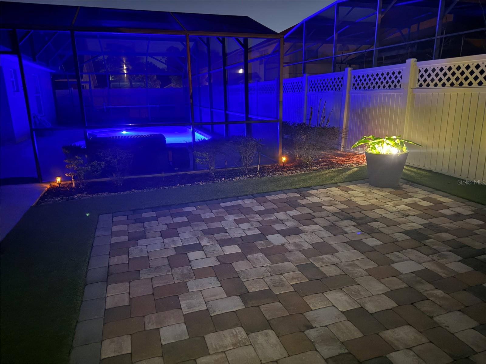 Image 71 of 77 For 723 Sunburst Cove Lane