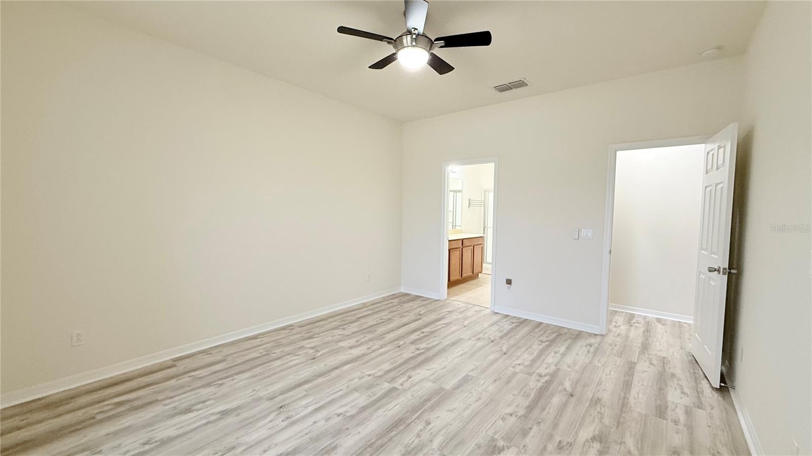 Image 26 of 43 For 3509 Rhapsody Street