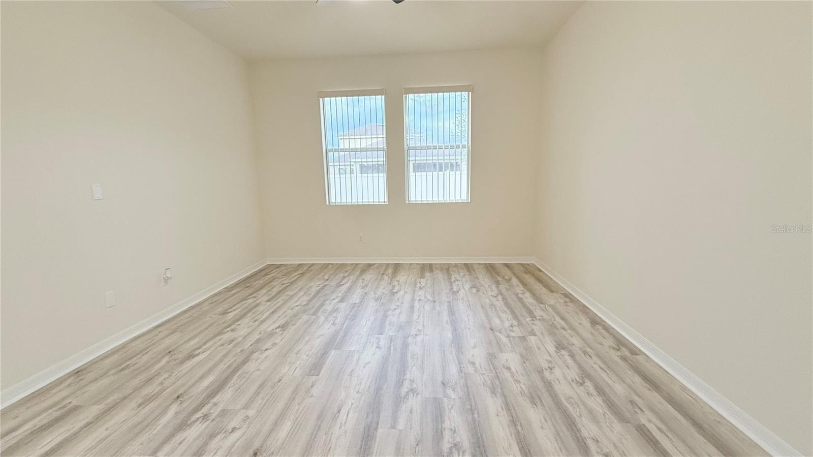 Image 27 of 43 For 3509 Rhapsody Street