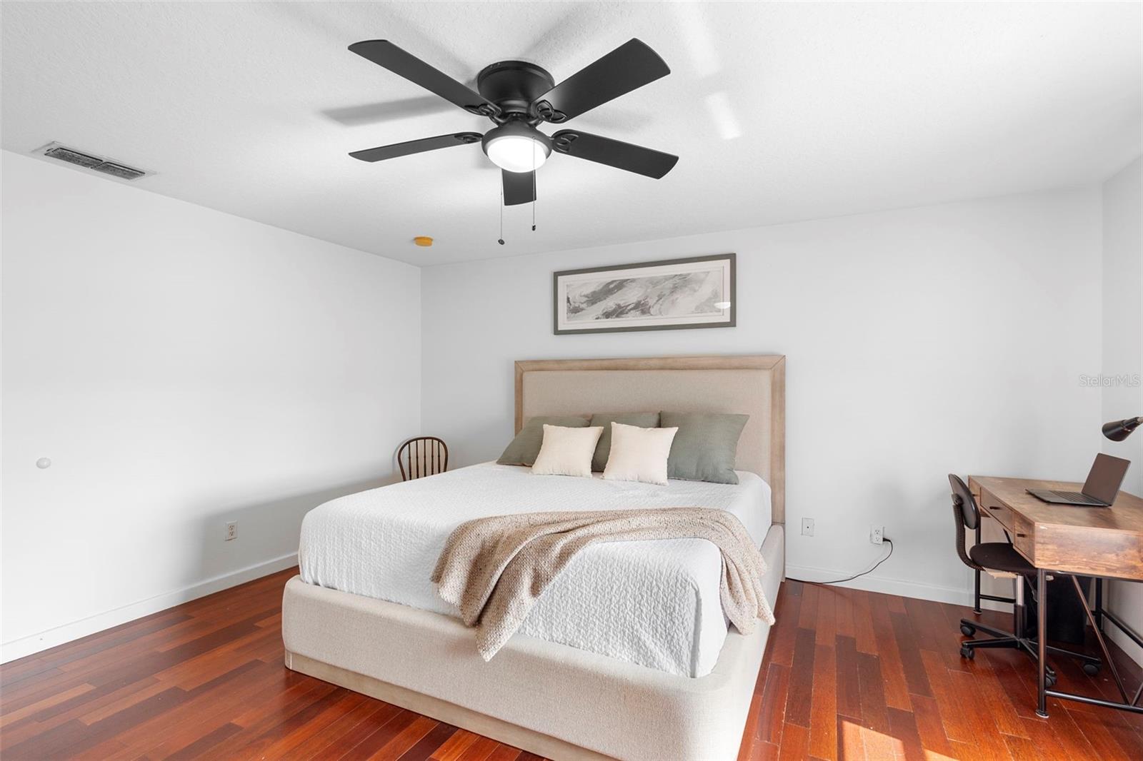 Image 19 of 32 For 2697 Star Grass Circle