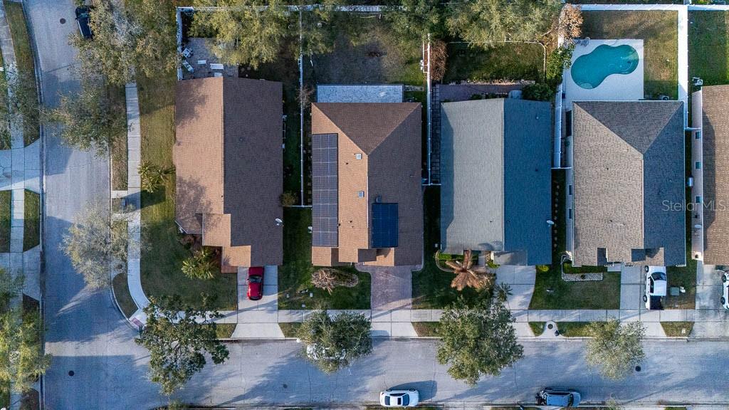 Image 6 of 34 For 8915 Victoria Isle Place