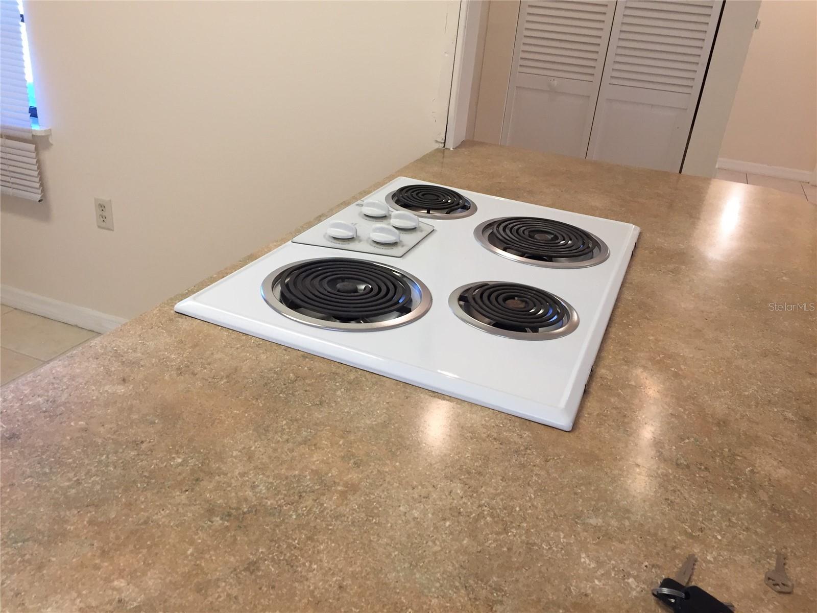 Image 5 of 16 For 2756 Courtland Boulevard