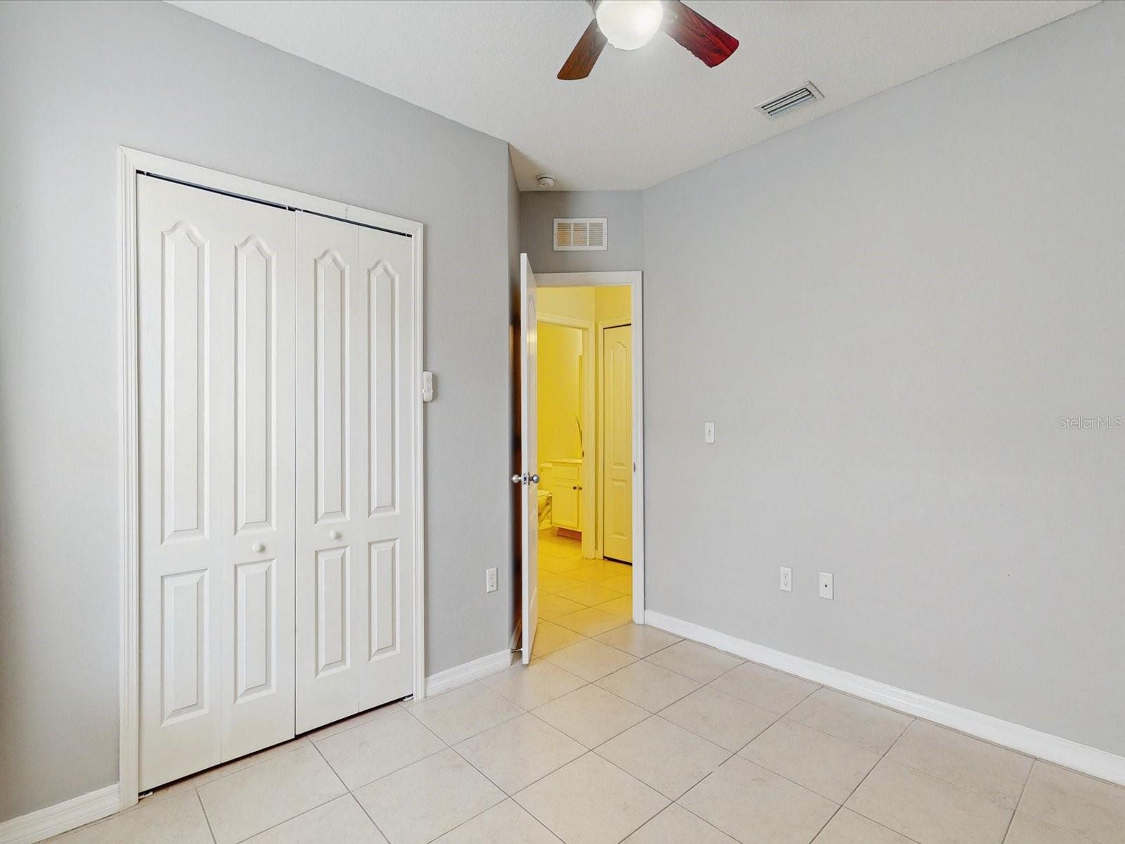 Image 18 of 33 For 1156 Brenton Manor Drive